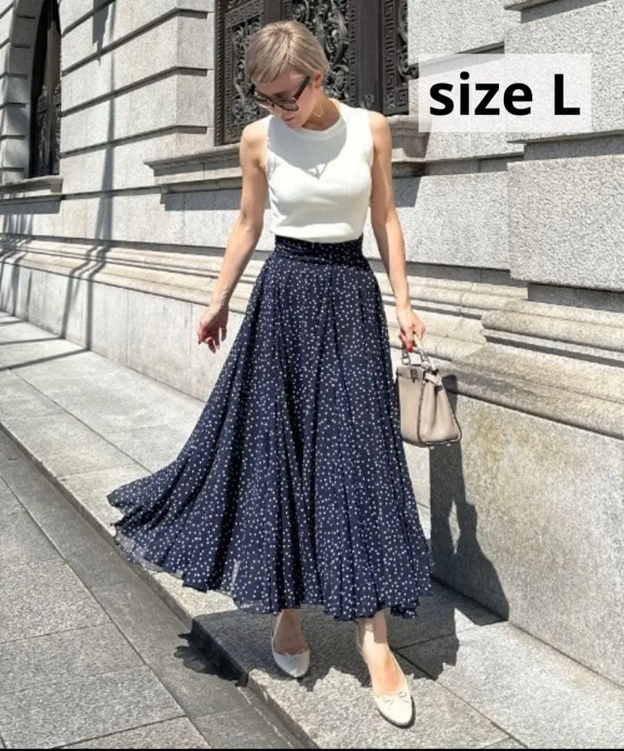 コメント値下中→14,500円《未使用》ジェンヌ　パリジェンヌスカート ロング