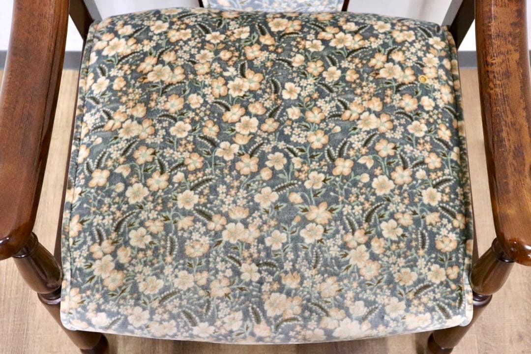 GMIH12D○karimoku / カリモク コロニアル ダイニングチェア