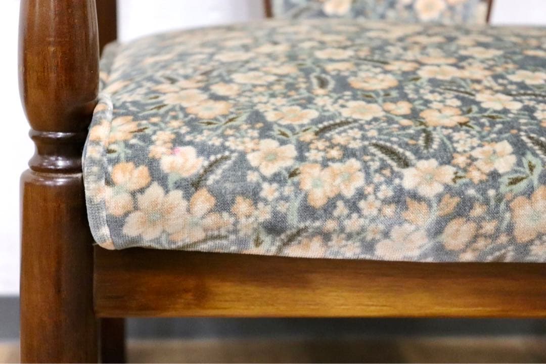 GMIH12D○karimoku / カリモク コロニアル ダイニングチェア