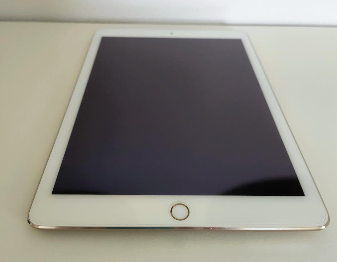 Apple iPad Air2 ゴールド 128GB本体