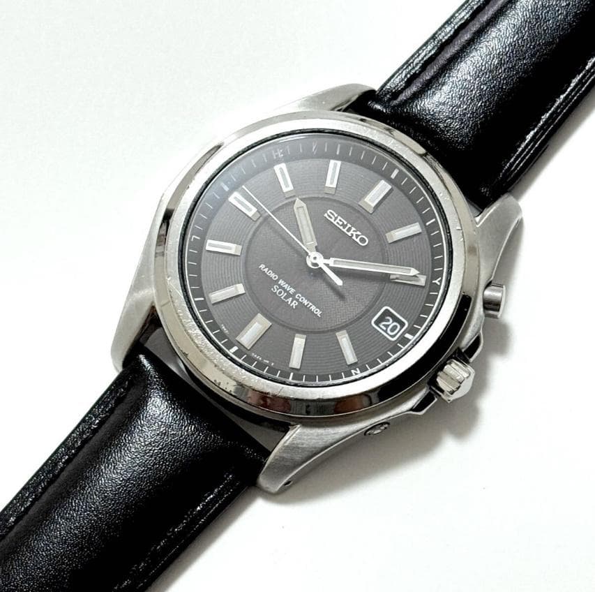 SEIKO チタン電波ソーラー 腕時計 黒 新品本革ベルト セイコー メンズ