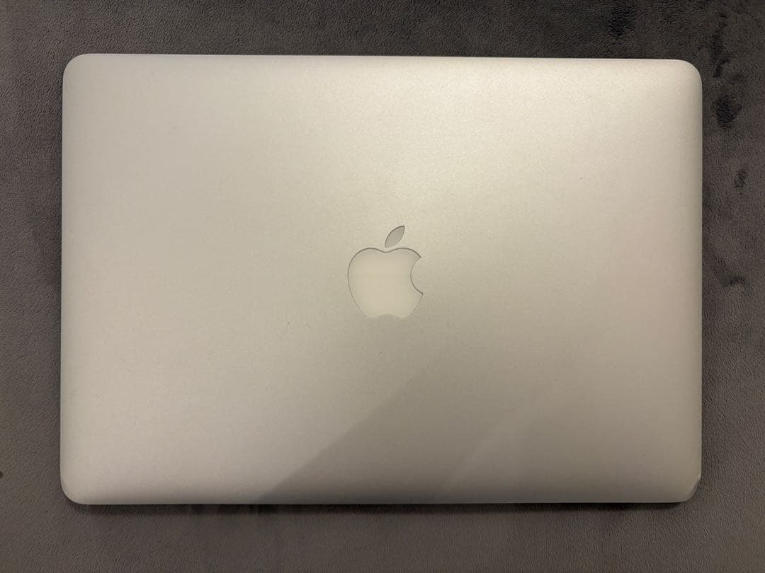 MacBook Air 13インチ 2017 SSD256GB 初期化済み