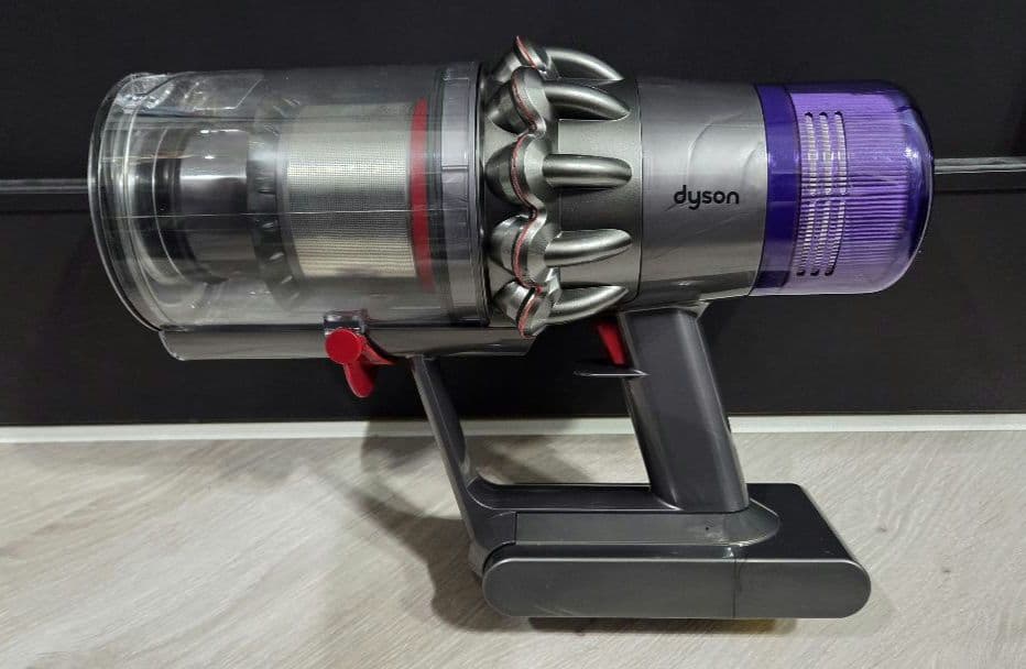 ②ダイソン dyson V11 SV14 本体のみ エコモード61分