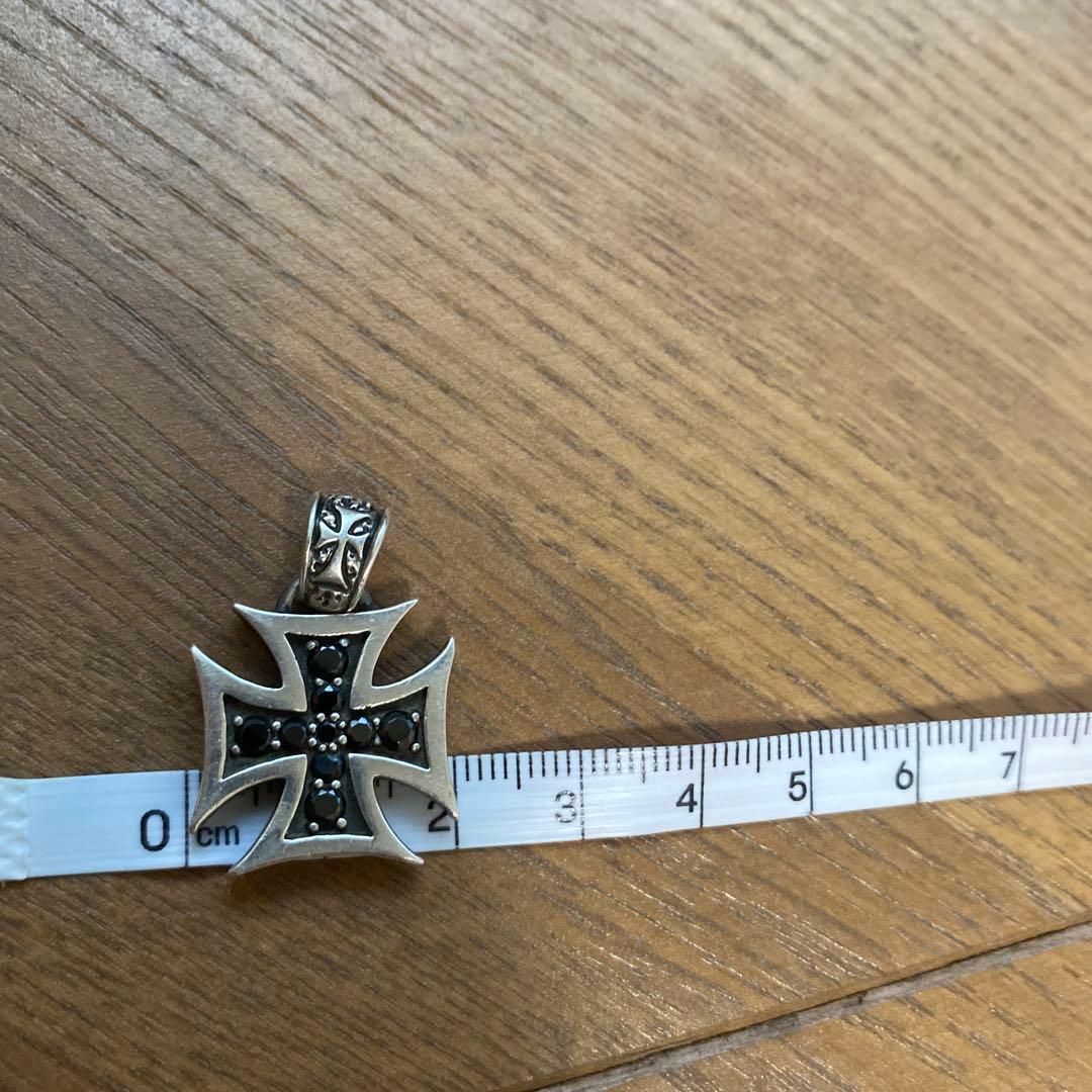 たくぞうDeal design ディールデザイン　アイアンクロスペンダント