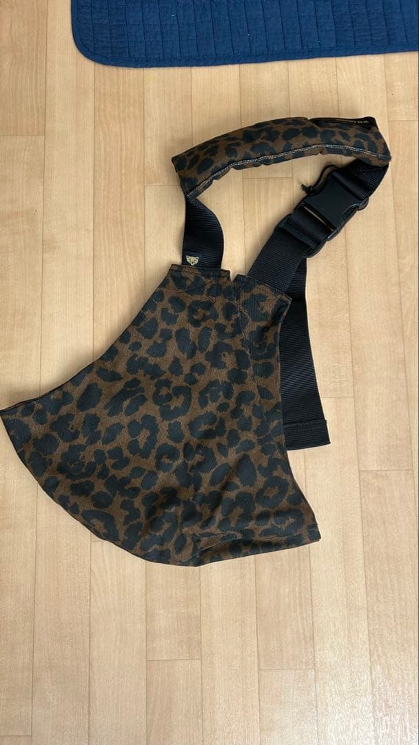 WILD RIDEヒョウ柄 抱っこ紐 スリング　ヒップシート