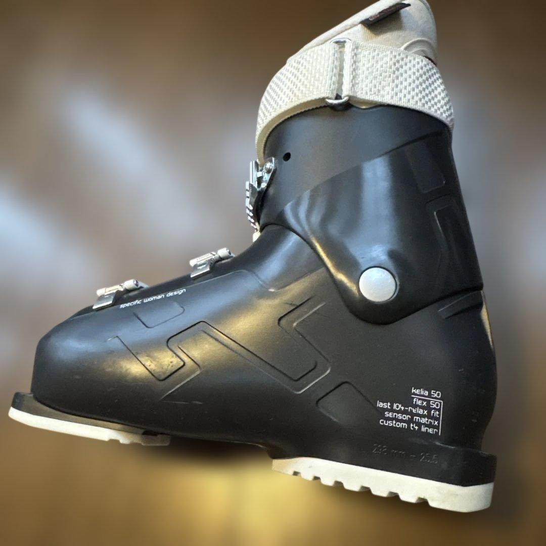 ROSSIGNOL 女性スキーブーツ KELIA 50 軽量・幅広 25.5cm