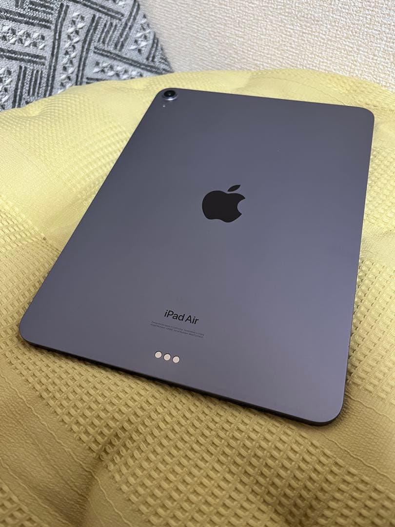 美品　Apple iPad Air 第五世代 Wi-Fi 256GB パープル