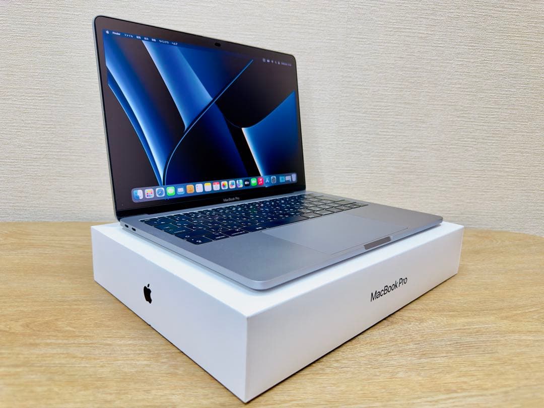 2022年OS) MacBook Pro【SSD 512GB／ほぼ新品バッテリー