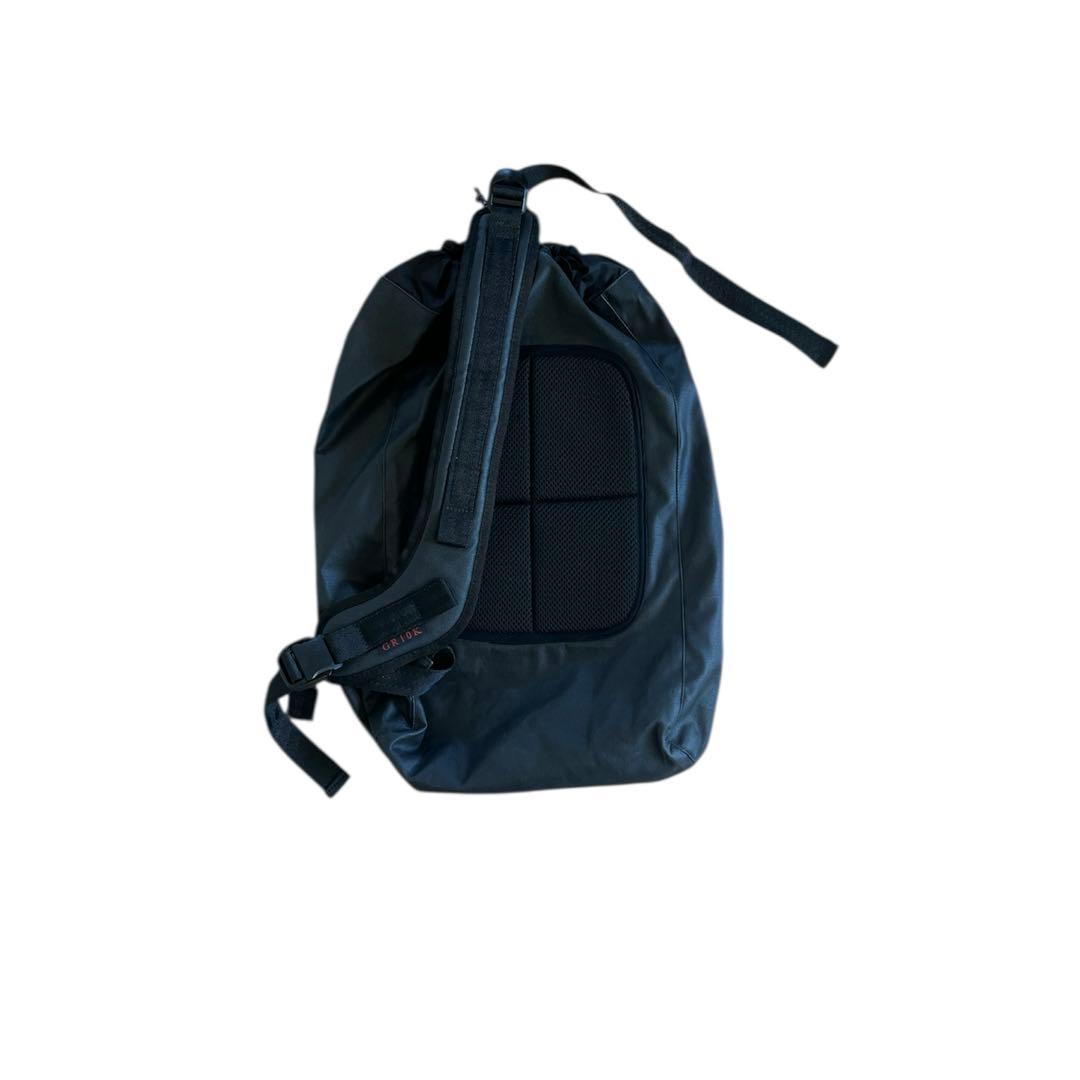 今季！GR10K COATED CROSS BODY BAG