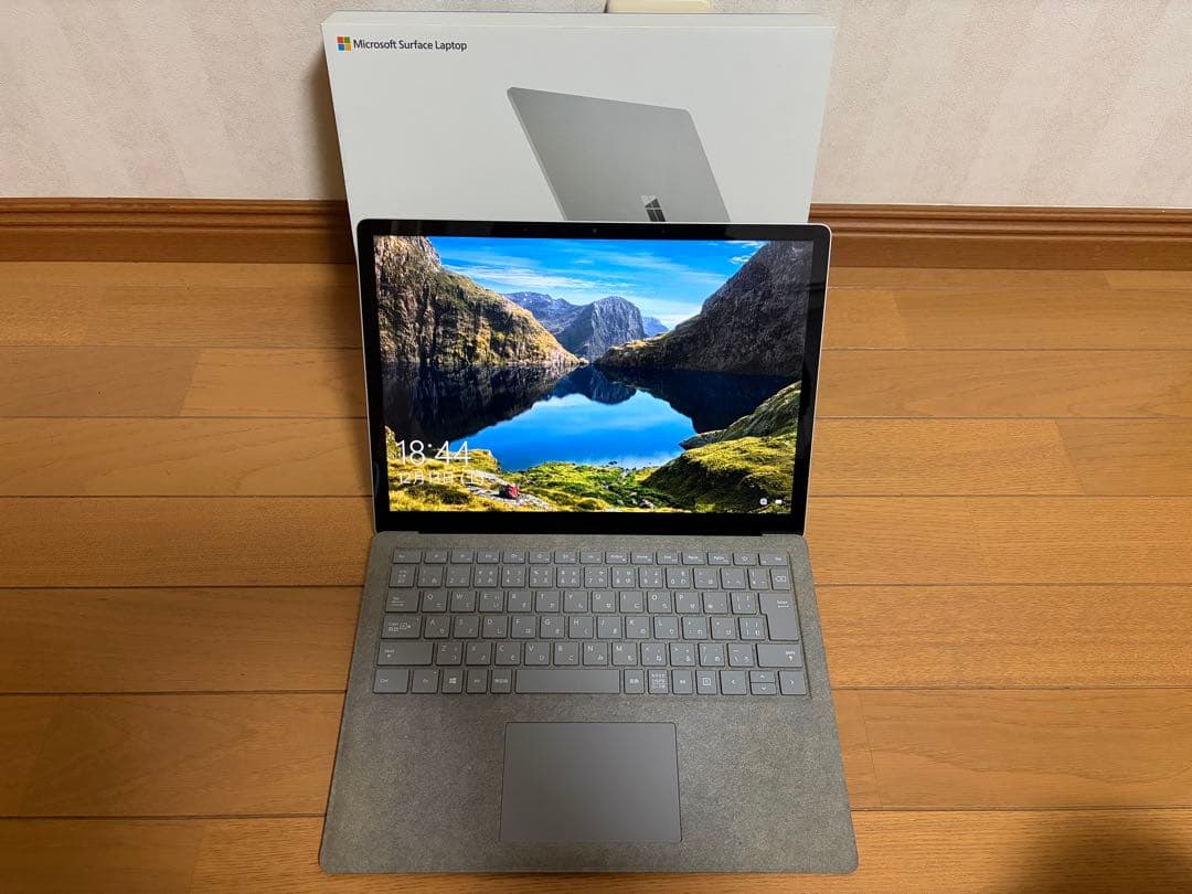 Surface Laptop 第1世代 Core i5 8GB SSD128GB