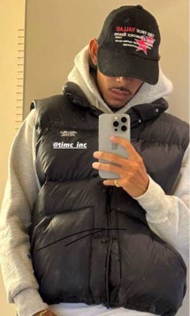 Vallad キャップ io 着用