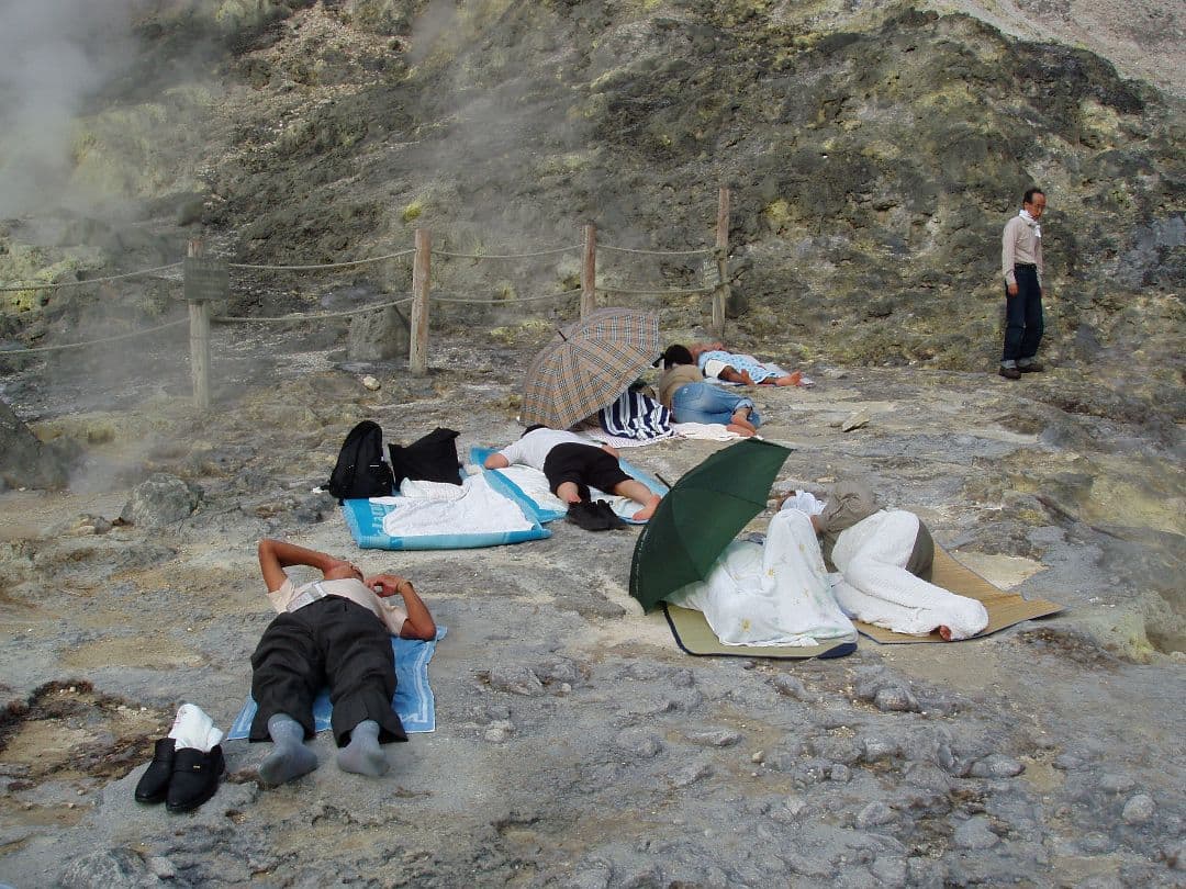 ★秋田発『北投石』２２８グラム 100%本物【１品のみの特価】✨年末年始セール✨