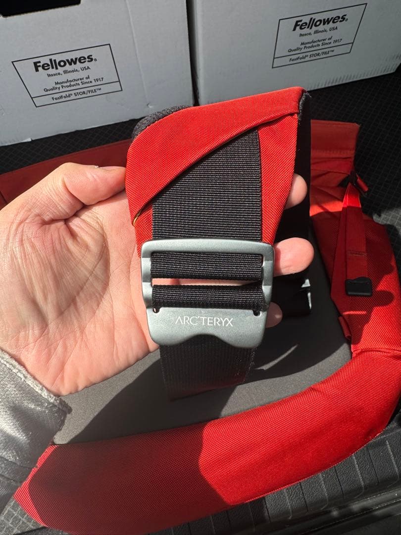 【廃盤】Arc'teryx ミストラル16