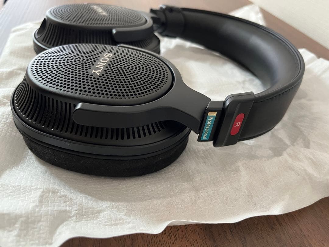 ヘッドホン MDR-MV1