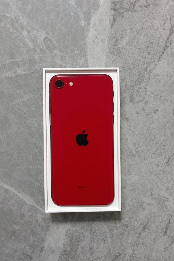 iPhone SE 第2世代 64GB Red SIMフリー 付属品完備