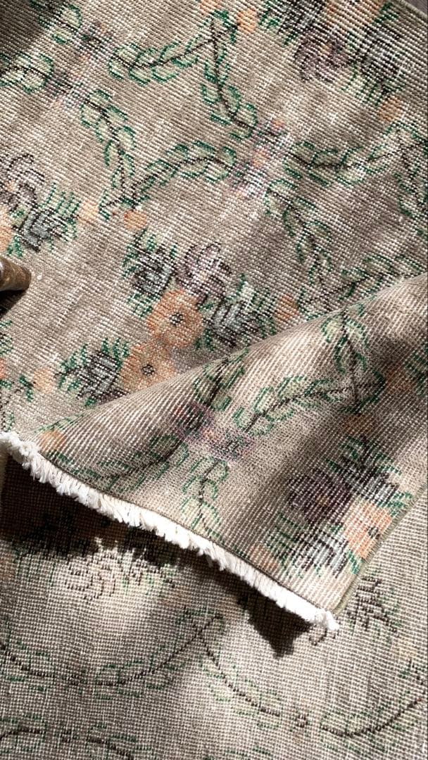 152×263 \"Snuggle whisper” ViNTAGE RUG