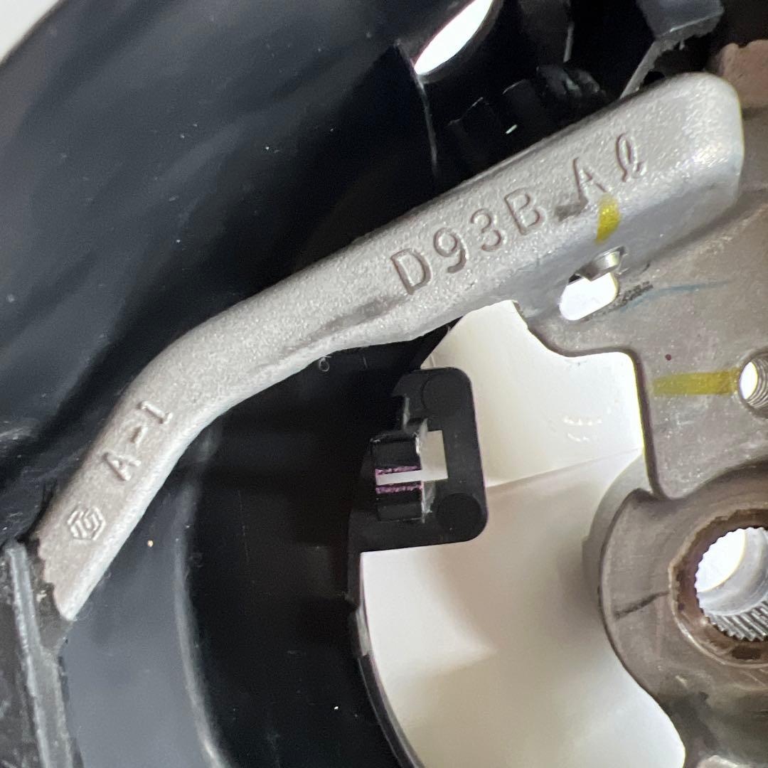 美品 本革 momo ステアリング モモステ