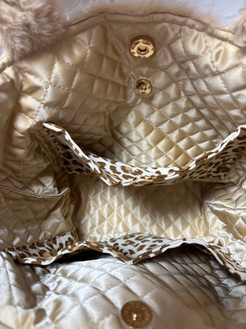 も*❤様 コヤンイサムチョン　サイドファスナーバッグ　ベージュ　サンダちゃん　う