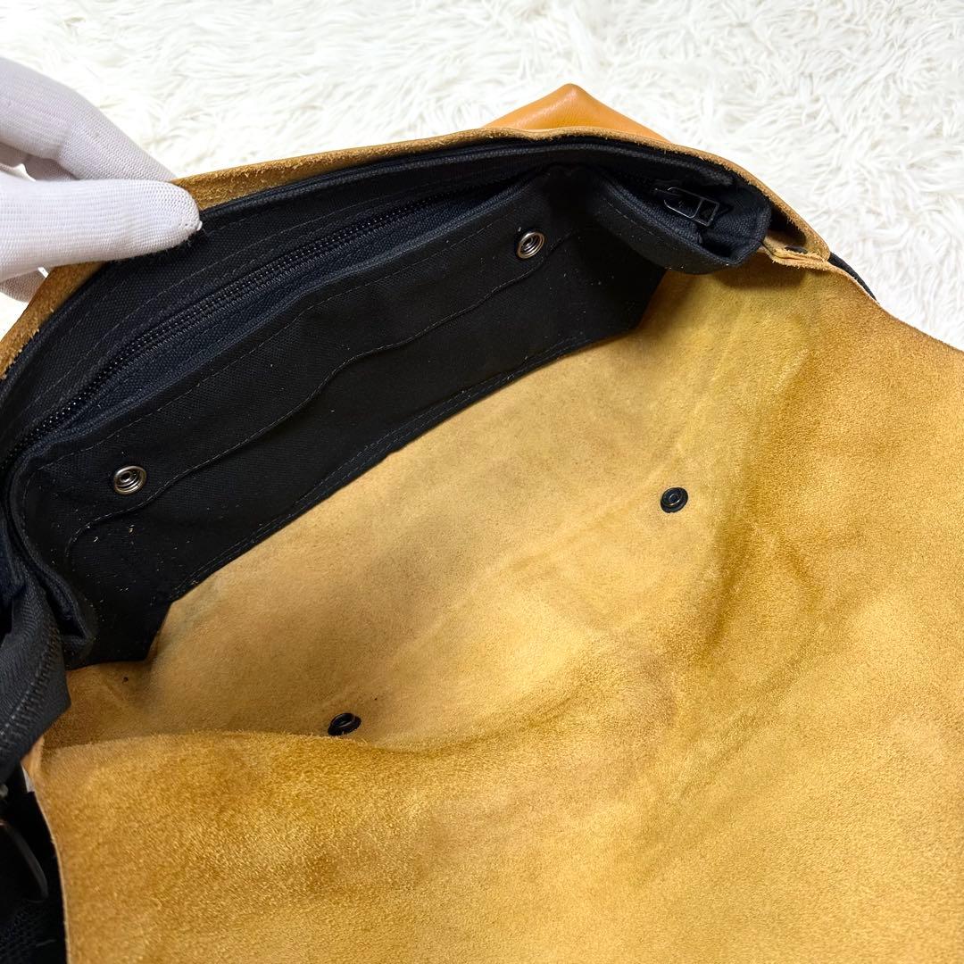 【希少色✨】ユニアンドコー ショルダーバック メッセンジャー イエロー レザー