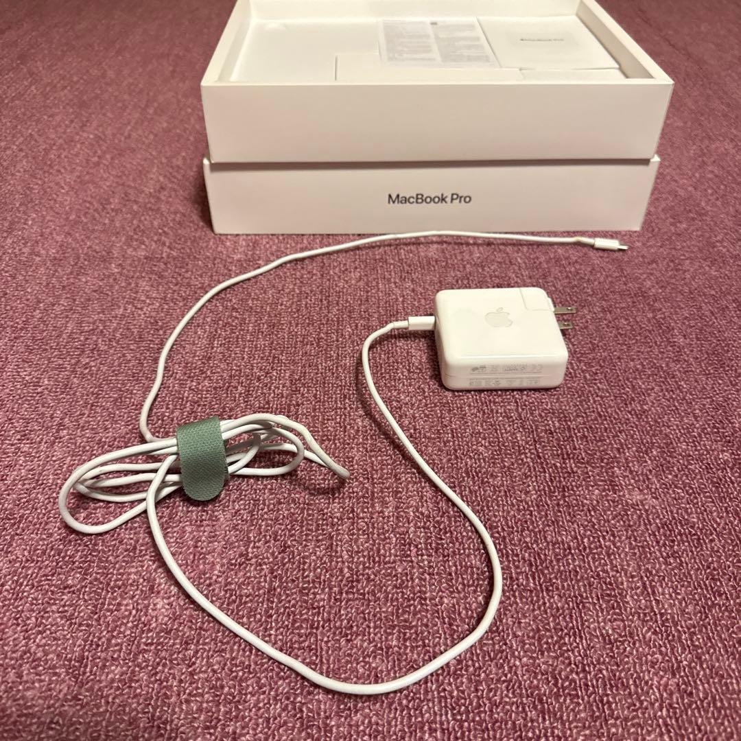 2022 MacBook Pro M2 13インチ 8GB 256GB SSD