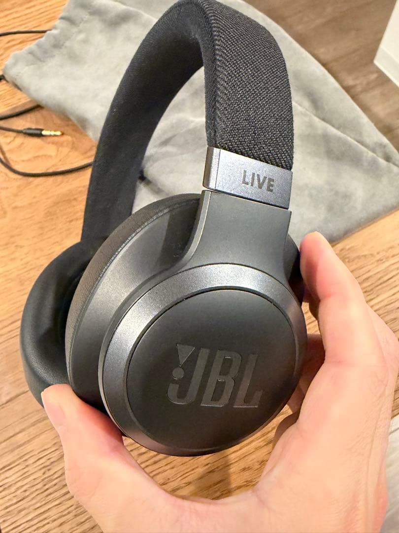 【もっさん】JBL LIVE 770NC ワイヤレスヘッドホン 付属品完備