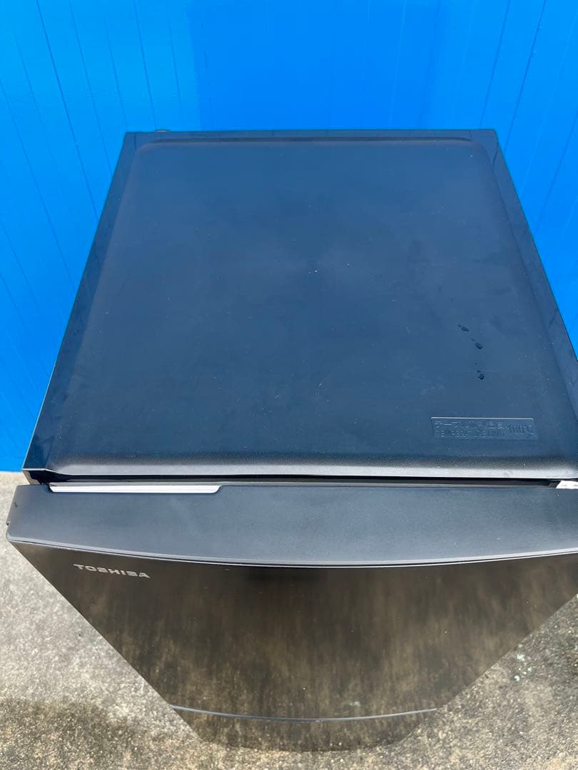 TOSHIBA 2023年製　2ドア冷蔵庫　R11