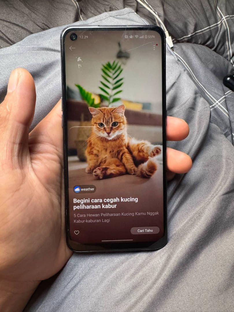 ブラック スマートフォン 本体