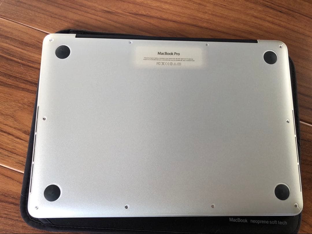 MacBook Pro 13インチ Mid 2014 / 8GB / 128GB