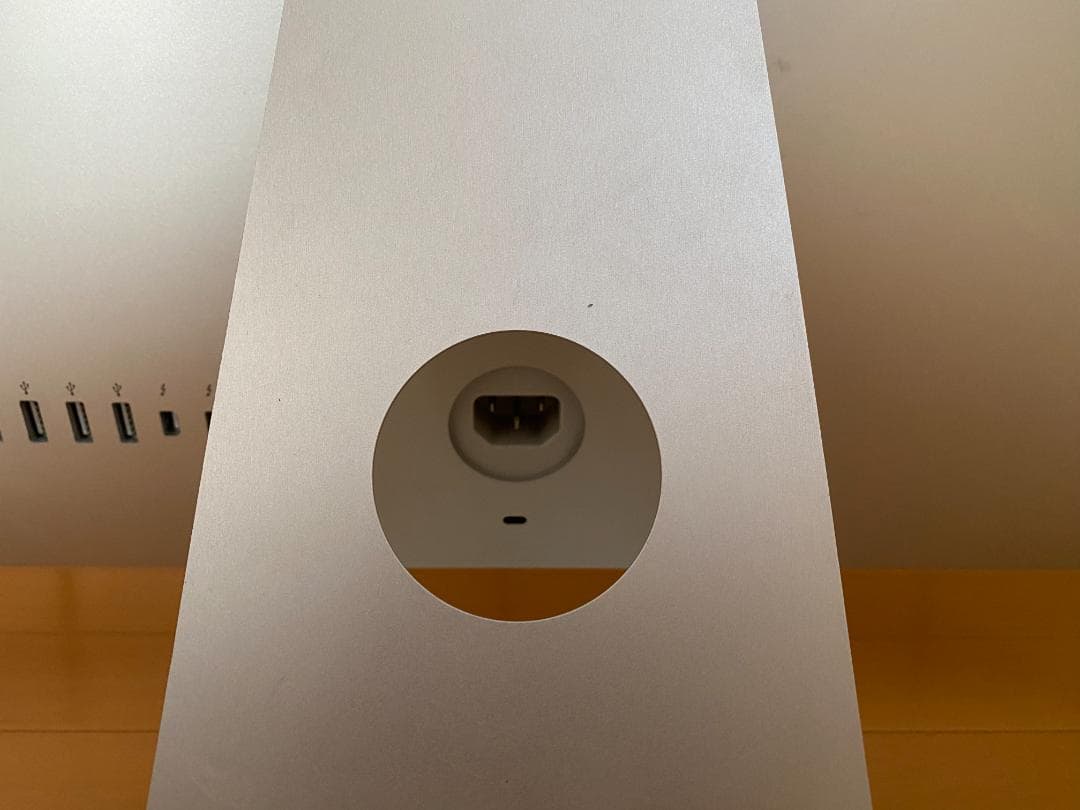 L*n様 iMac(21.5,Late2013)Catalina 純正キーボード