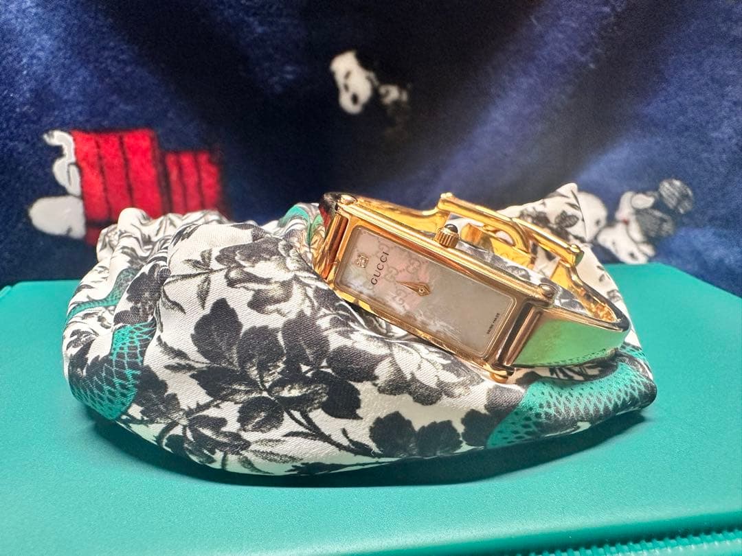 Gucci レディース 腕時計 クォーツ ゴールド