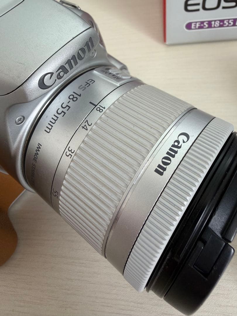 Canon EOS Kiss X9 デジタル一眼レフカメラ　シルバー