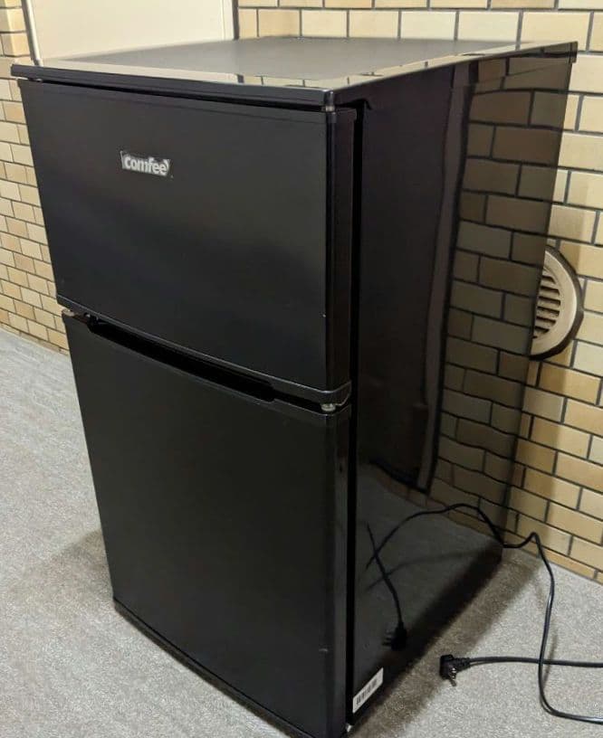 米ちゃん★2022年製 Comfee 90L 2ドア【RCT90BL】美品