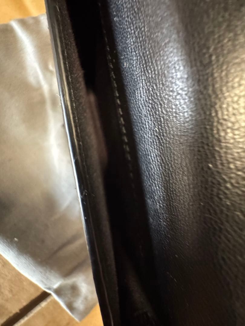 バレンシアガ　カードケース　中古