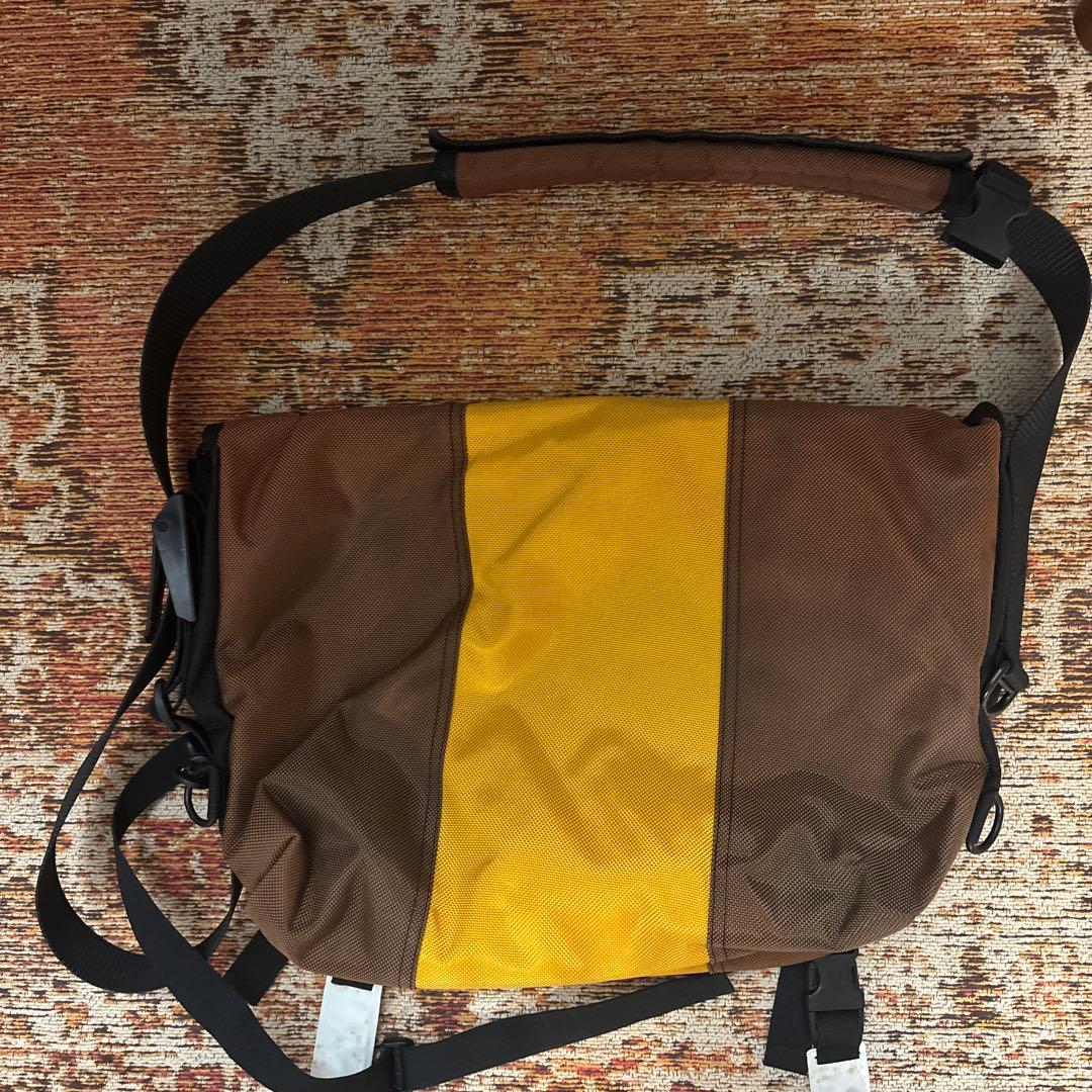Timbuk2 メッセンジャーバッグ ブラウン/イエロー