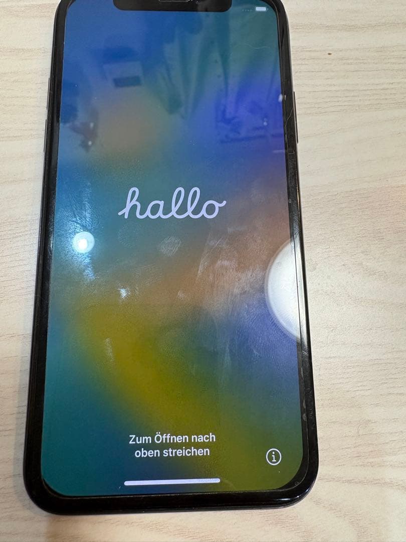 Apple iPhone X 本体　初期化済み