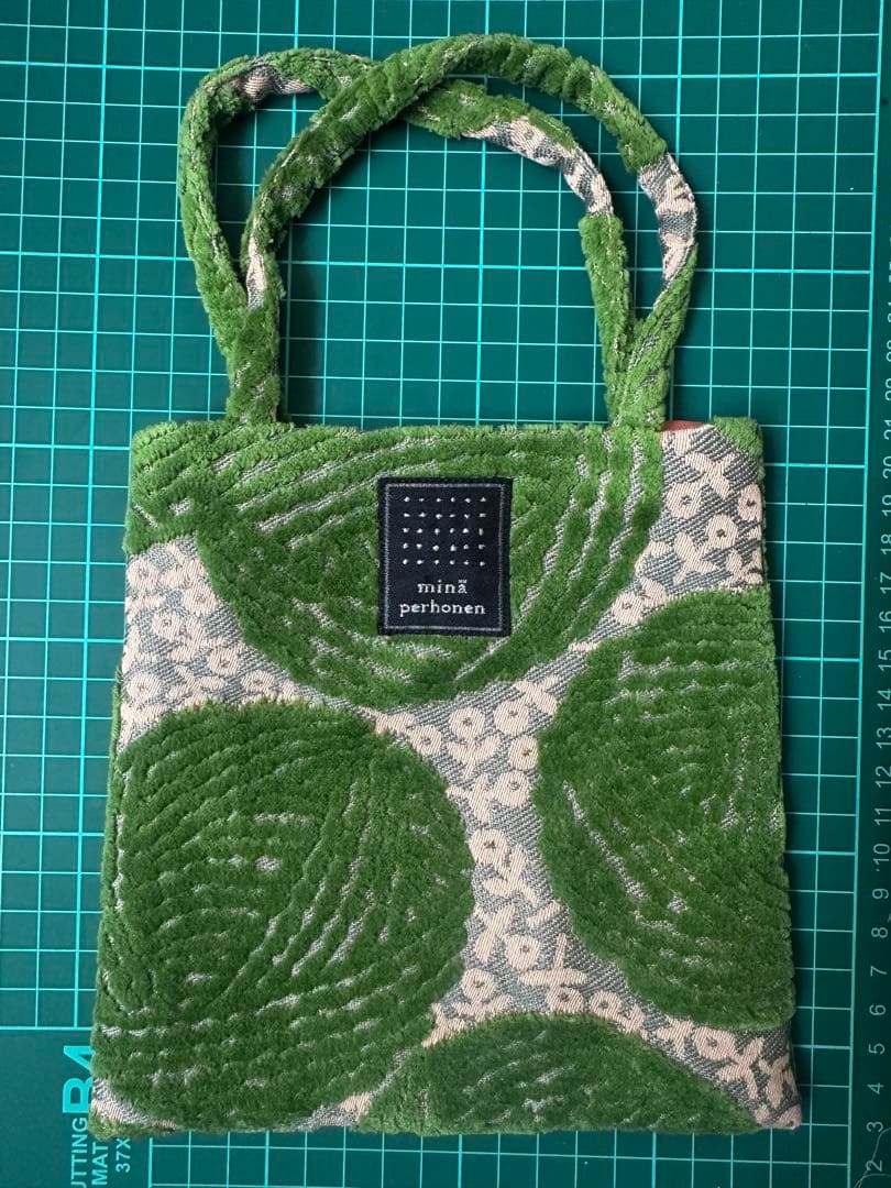 ミナペルホネン　バッグ　　タグない