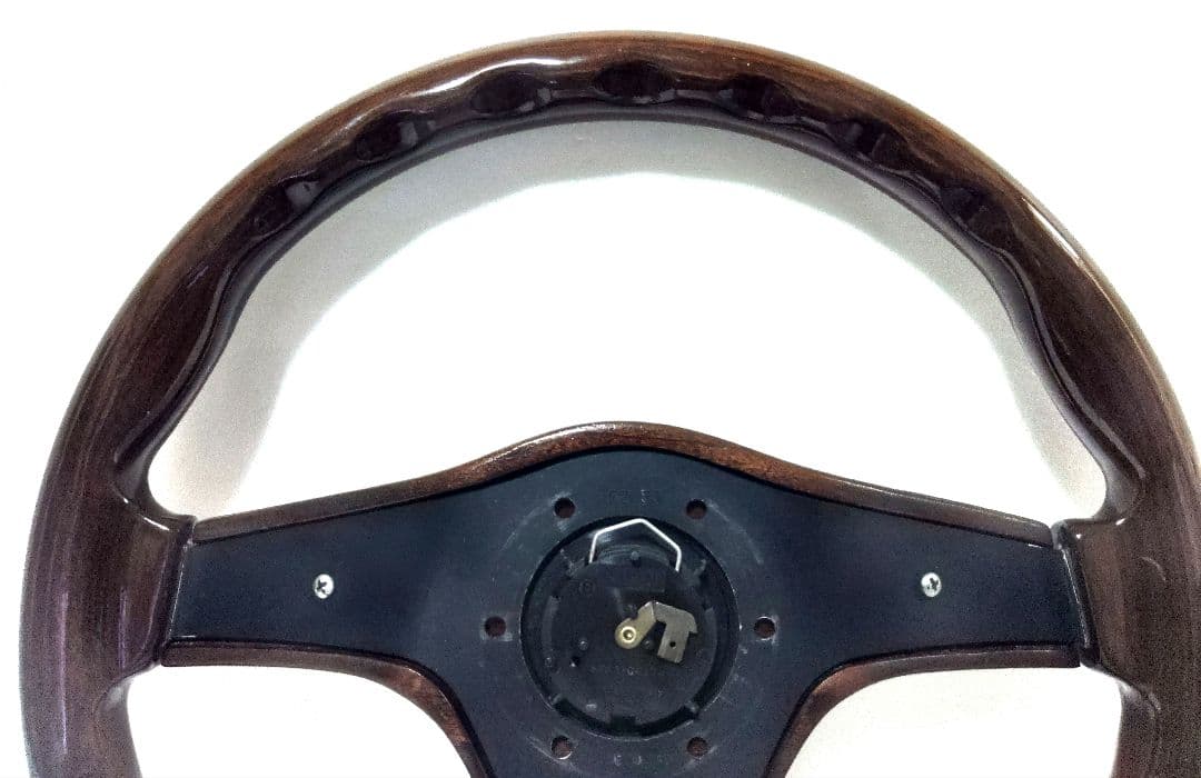 廃盤品　ナルディ ガラ3 タイプ3 マホガニー ホーンボタン付 希少