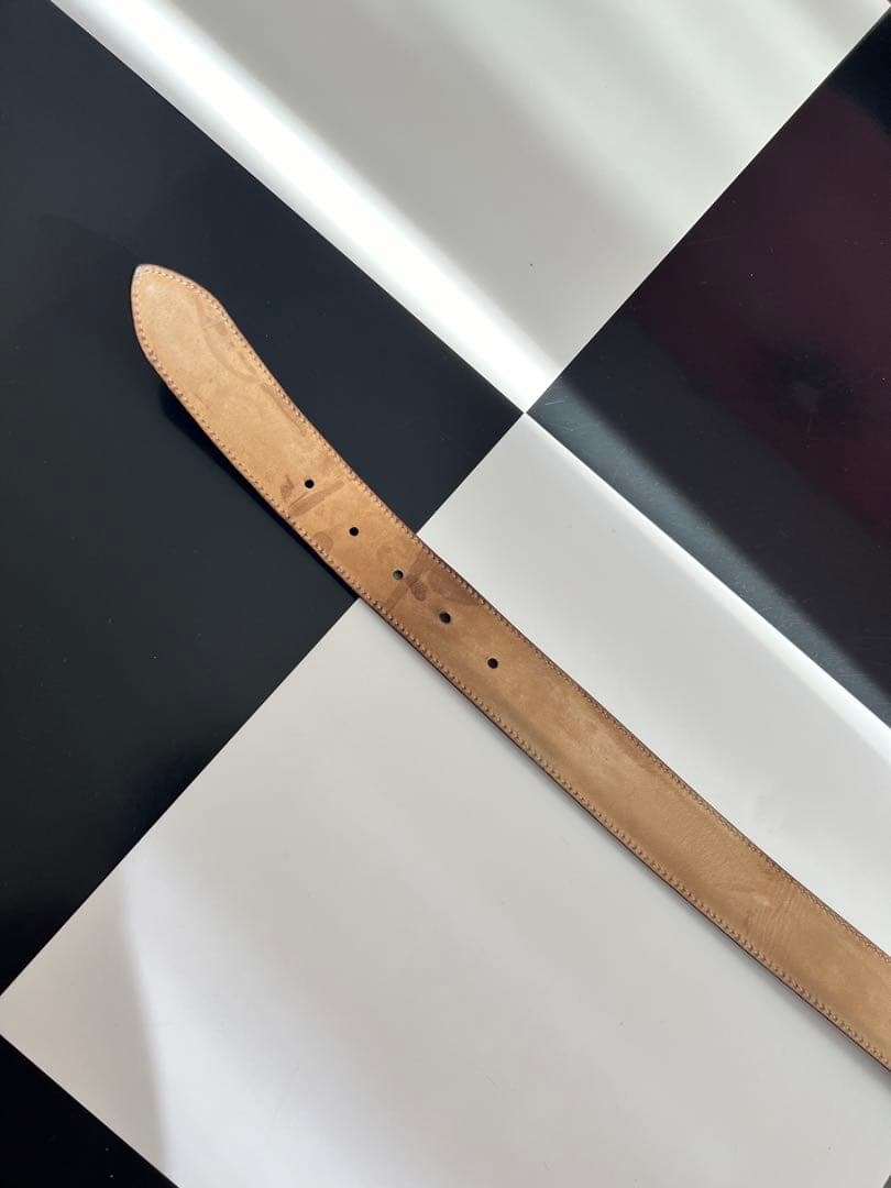 GUCCI ベルト　タイガーヘッドバックル レザー ブラック