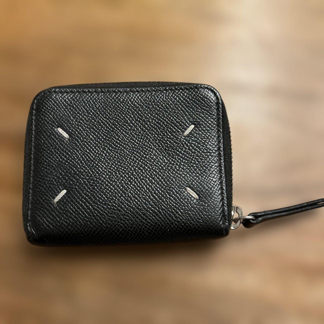 正規品　メゾン マルジェラ ラウンドファスナー二つ折り小銭入れ