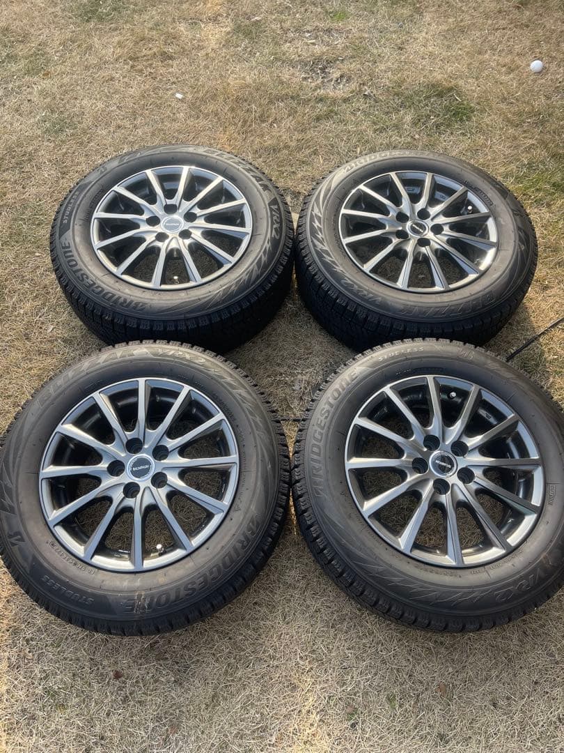 b*i様 ほぼ新品195/65R15 冬用タイヤ ホイールセット 15インチ