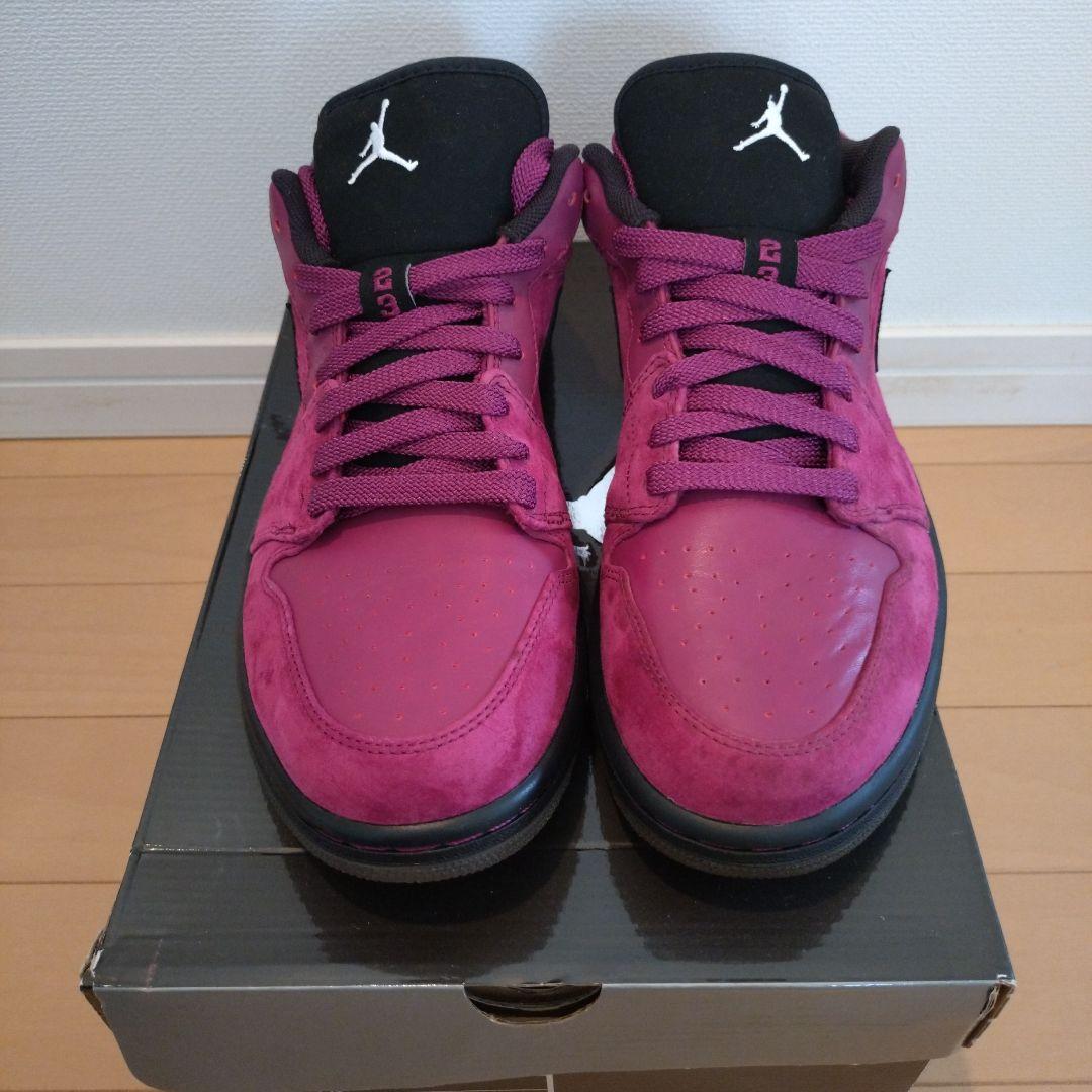 靴 AIR JORDAN 1 LOW