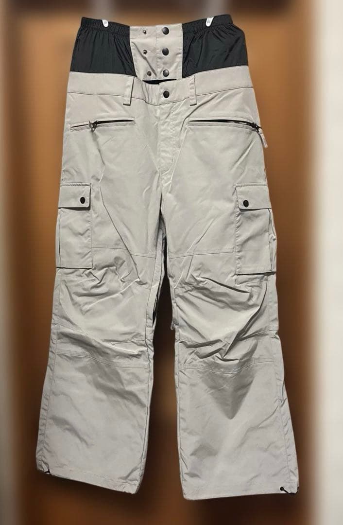 Balance Artistスノーボードパンツ ライトグレー