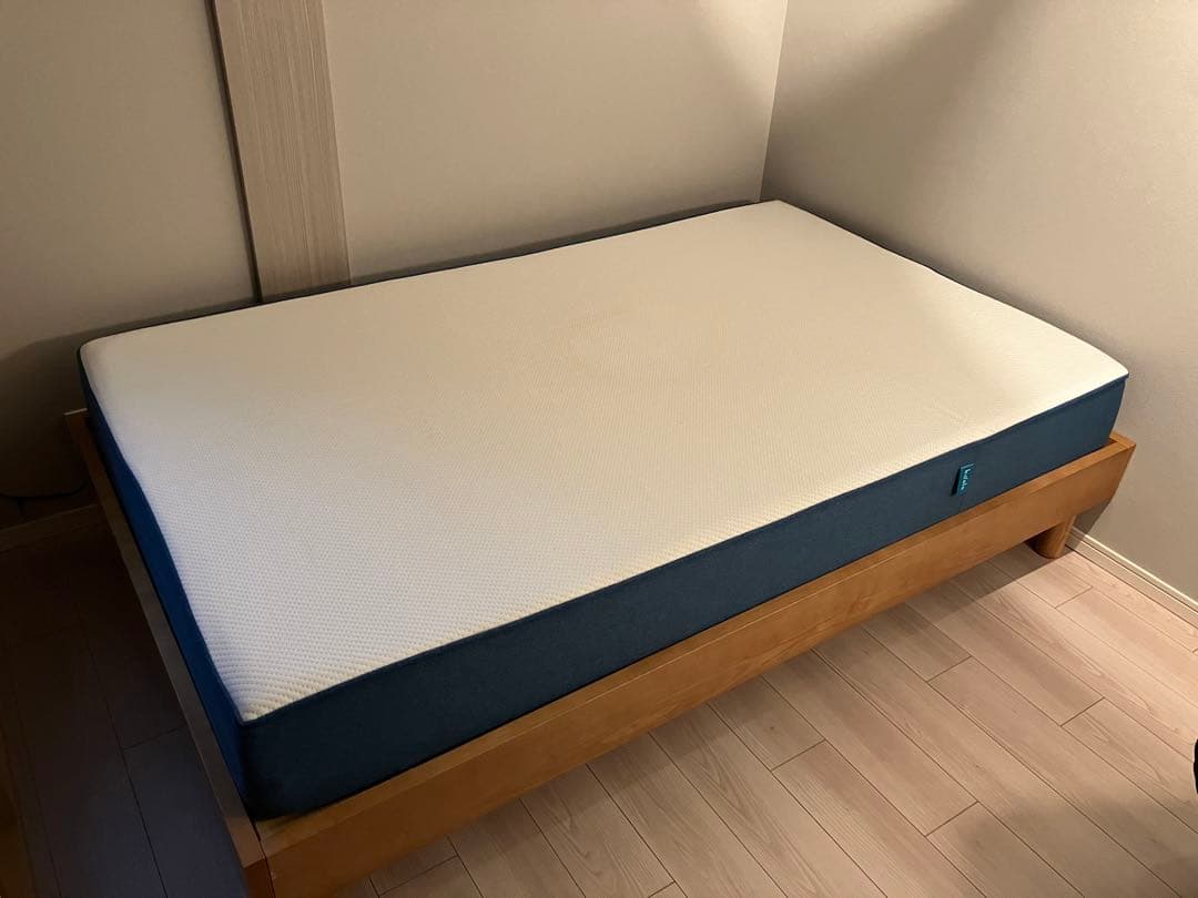 美品 koalaセミダブルベッド コアラマットレス フレームセット