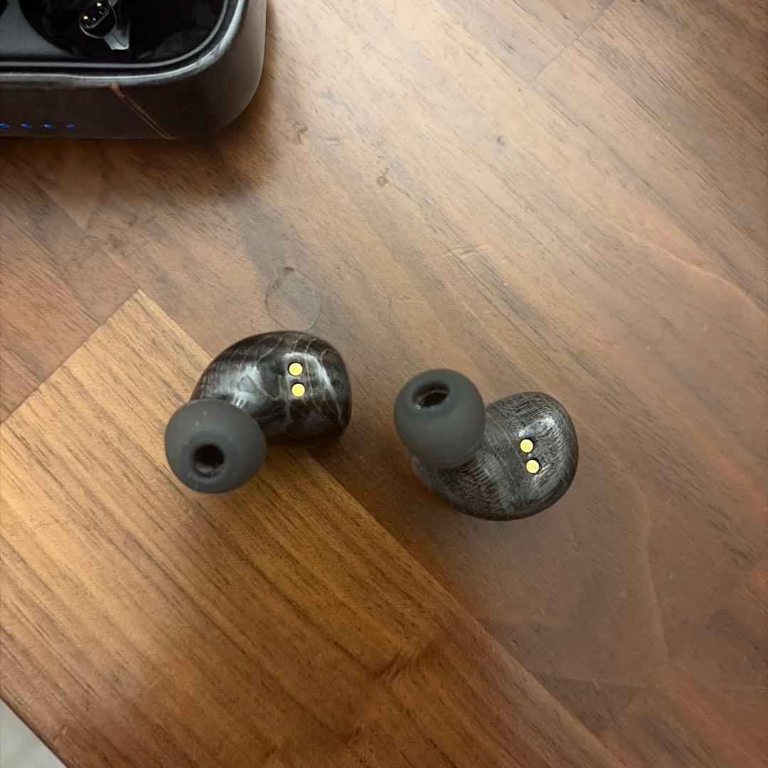 Noble Audio Fokus Prestige ワイヤレスイヤホン