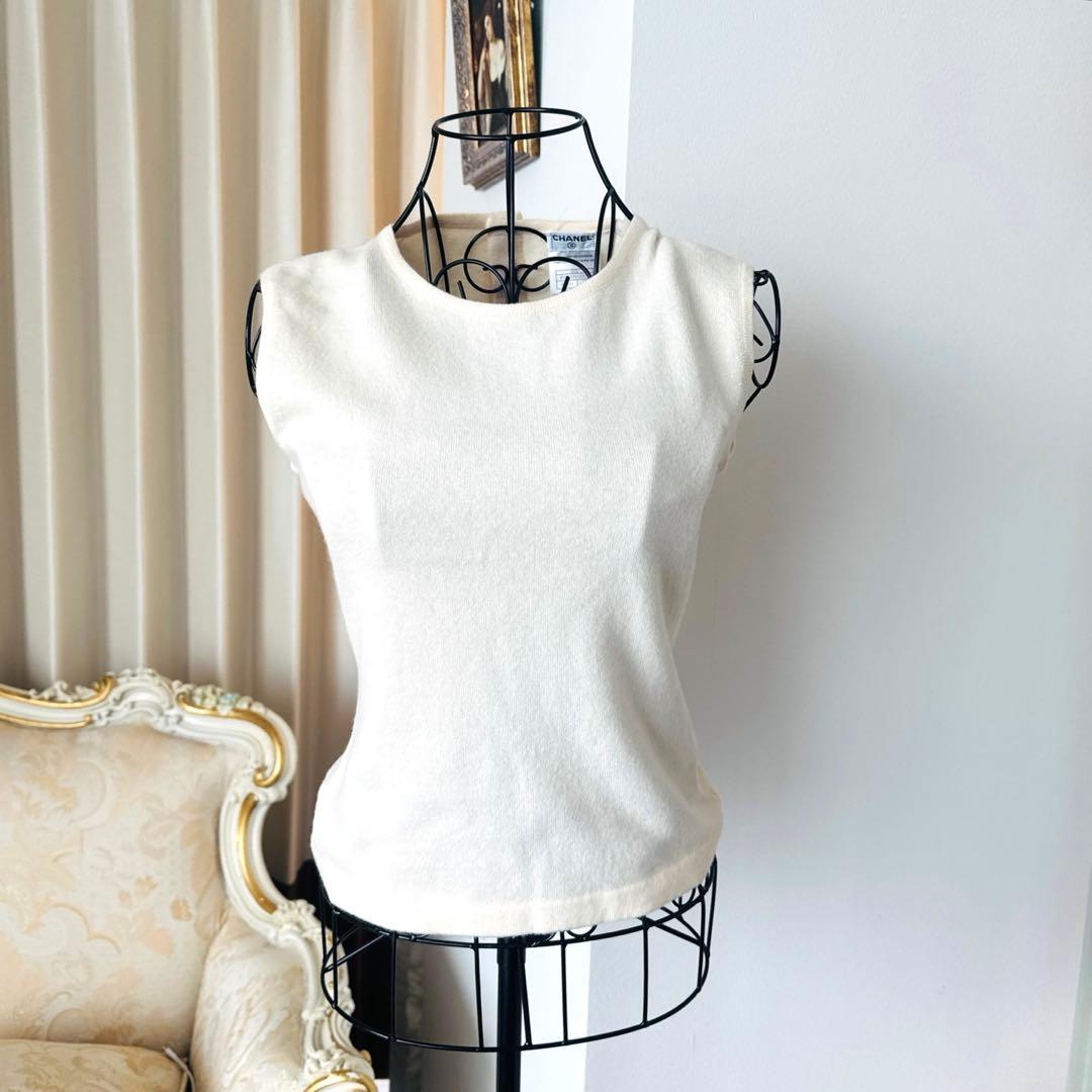 CHANELノースリーブニット♡バックボタン♡ココマーク 38