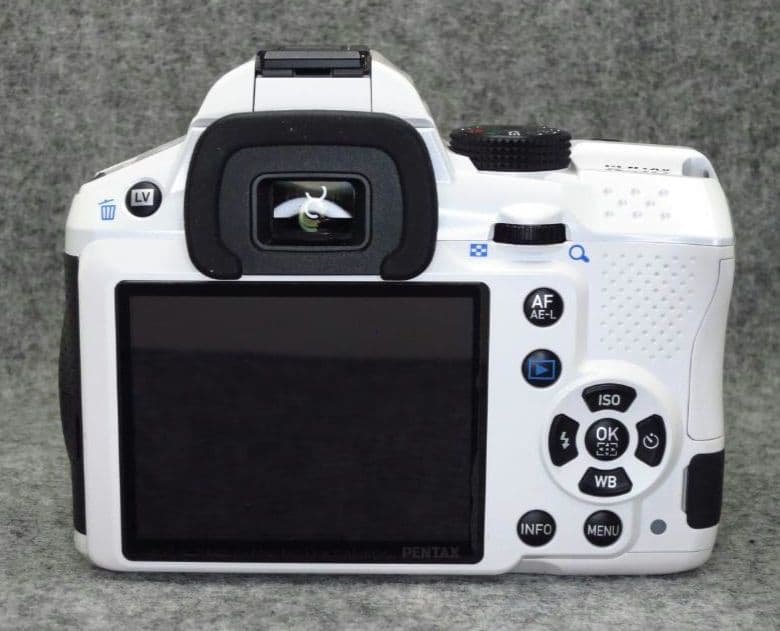 PENTAX K-30 ホワイト　標準ズームレンズDAL18-55mmAL付