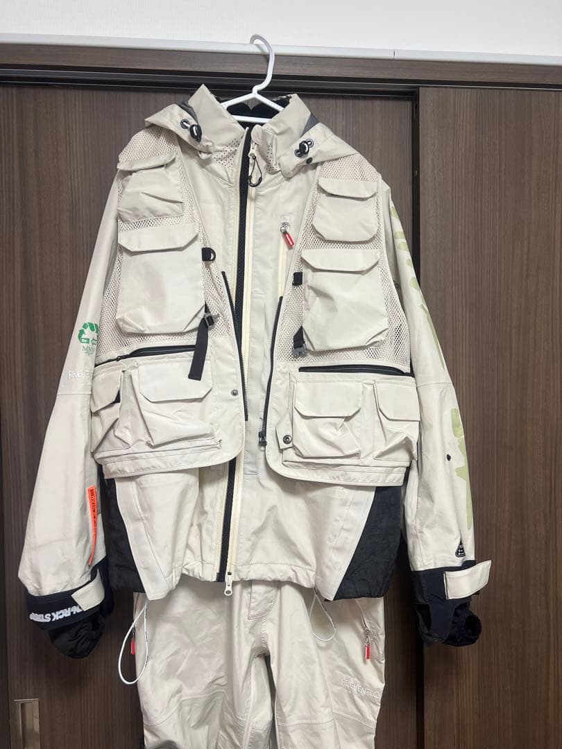 マウンテンロックスター　ハルマキジャケット、パンツ上下セット