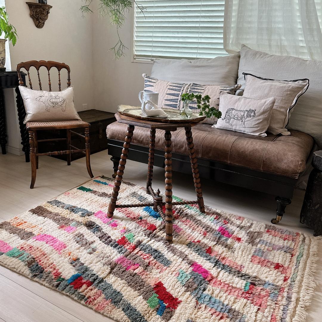 モロッコ製ヴィンテージラグ143 レア マゼンタピンク ミントグリーン ブルー