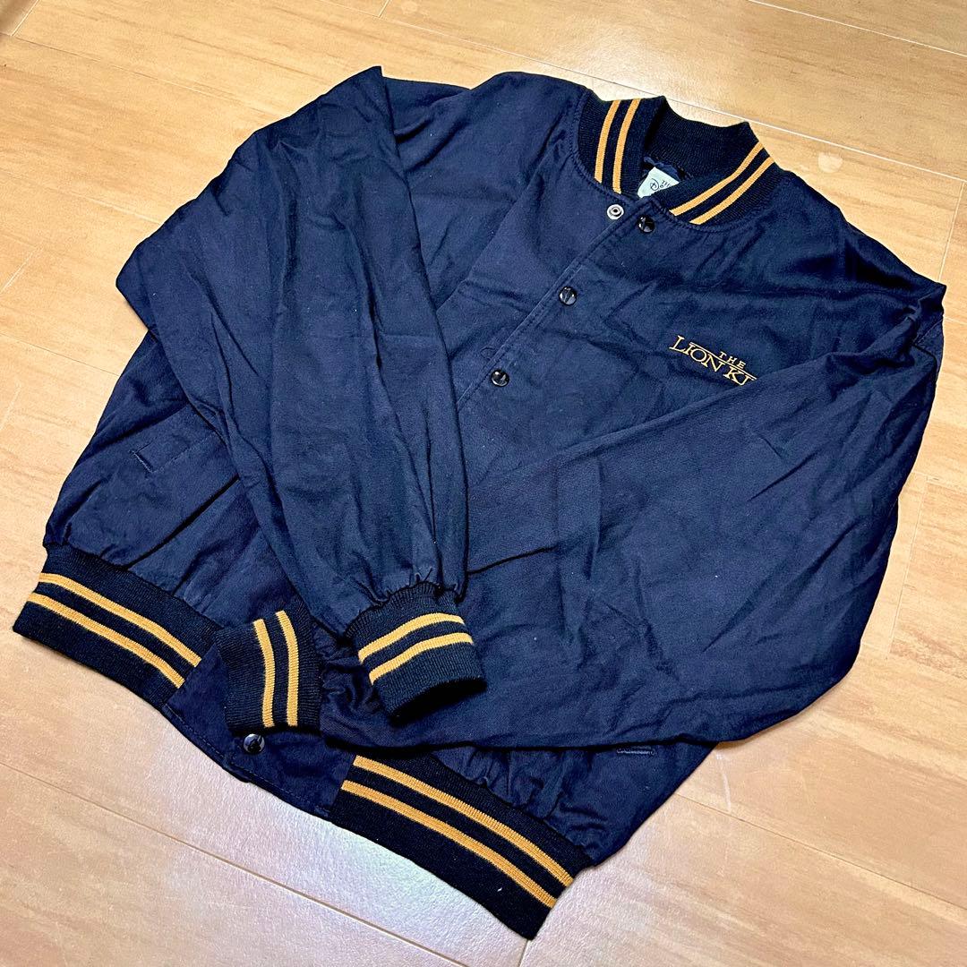 春服 希少 USA.ライオンキング スタジャン ディズニー Disny