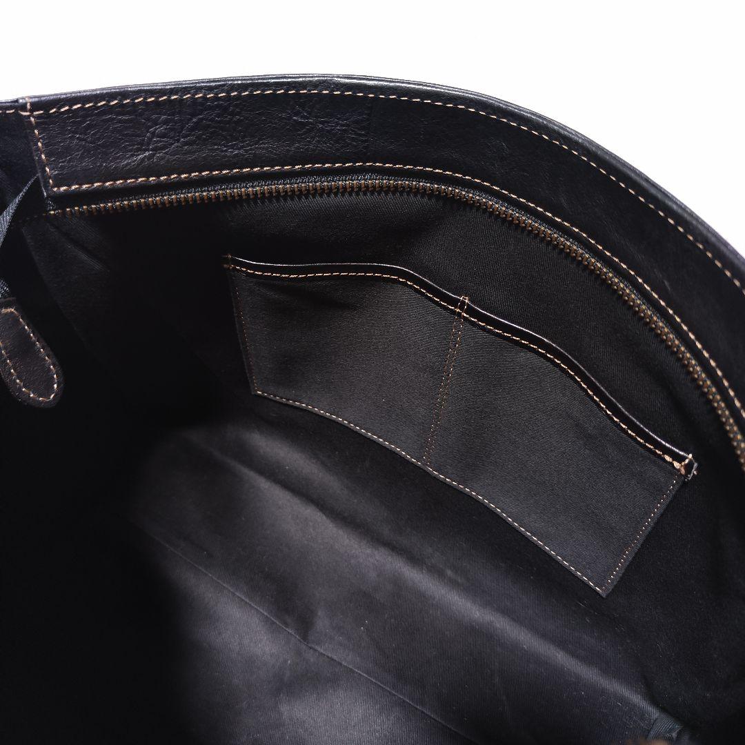 本革 レザー メッセンジャーバッグ 肩掛け A4収納 黒 大容量